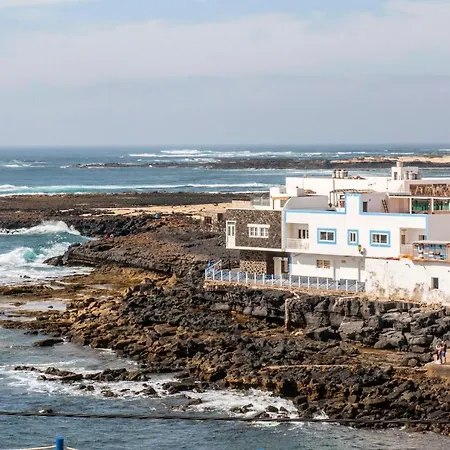 Casa Vista Mar Oliastur El アパート *